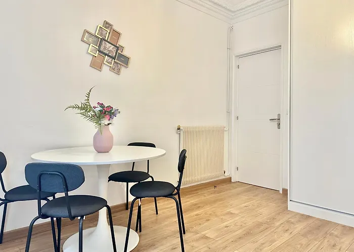Elegant Apt Sleep 5 In Alasseur Near Eiffel Tower